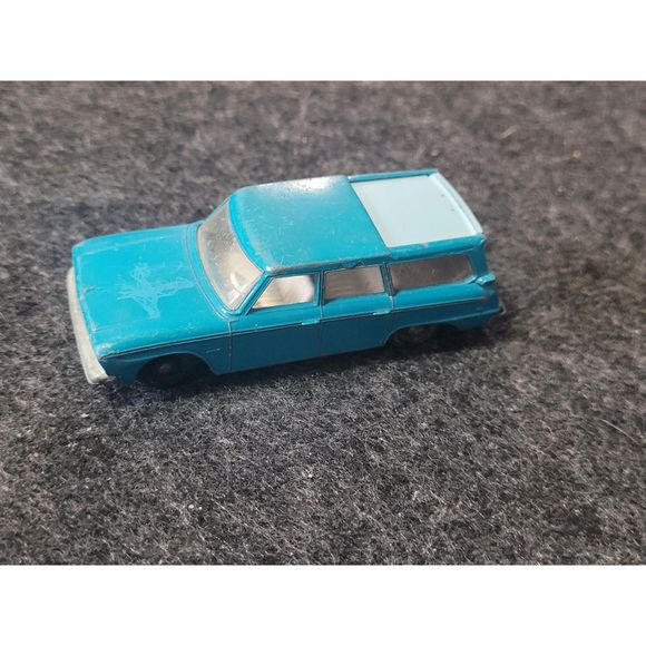 Vintage Matchbox Lesney #42 Studebaker Lark Wagonaire - Picture 5 of 5